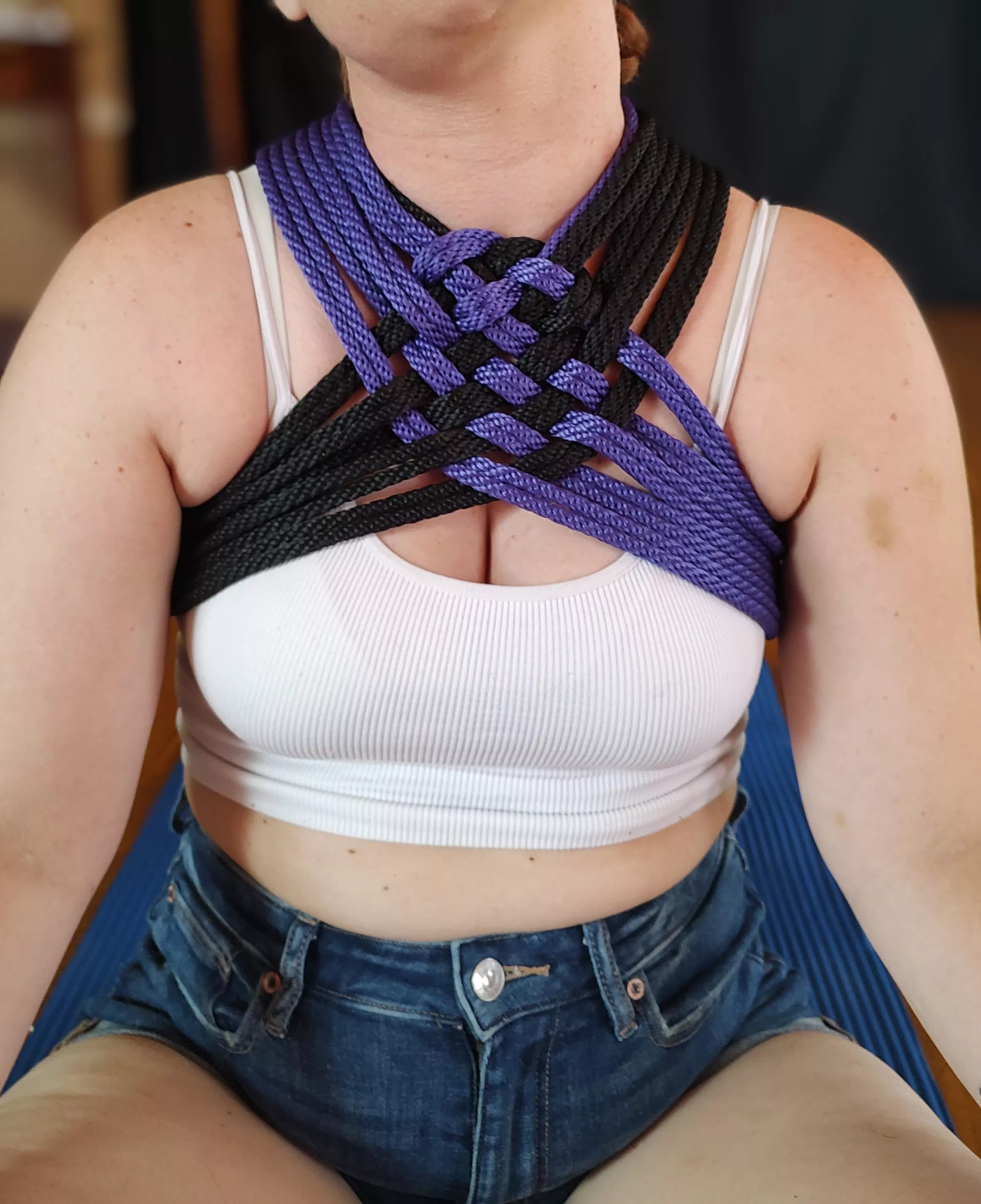 Fun little decorative tie I did on a friend posted by GroovyRaven92