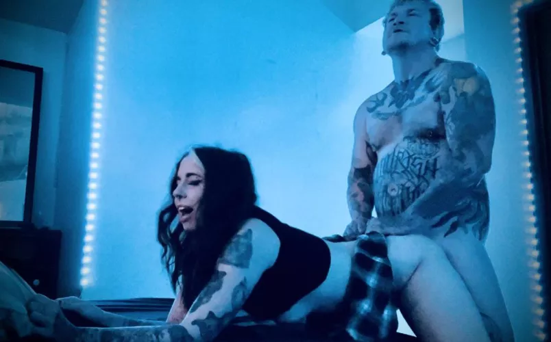 He left my little hole sore and dripping by haruXXharu