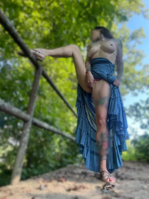 How is this married mom of two!? [f] by Wifeandhubs92