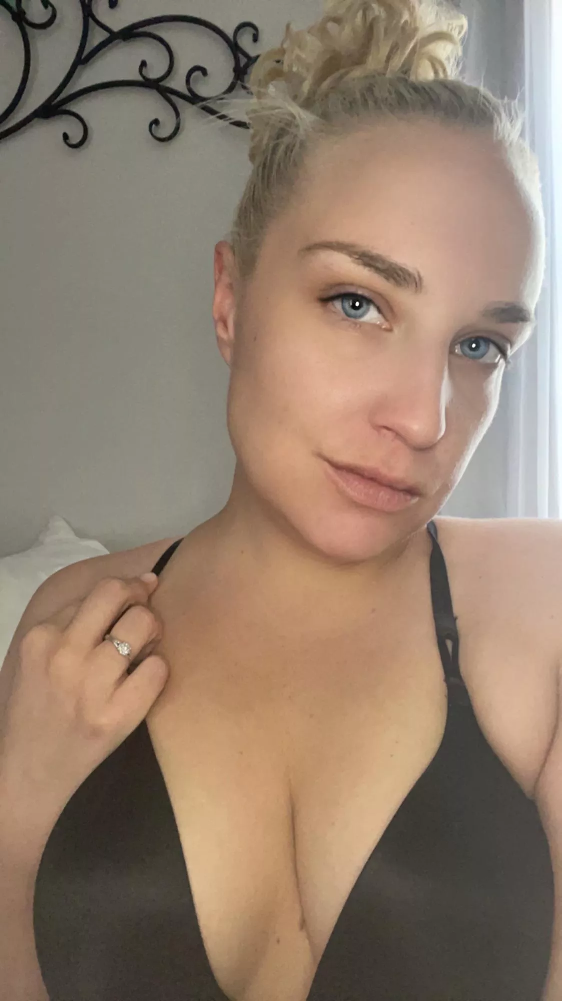 I would love to show you what I have to offer. posted by Manda_Jay