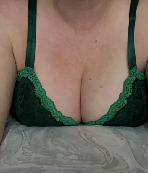 I’d love for you to bury your face in here! by MilkyJanessa