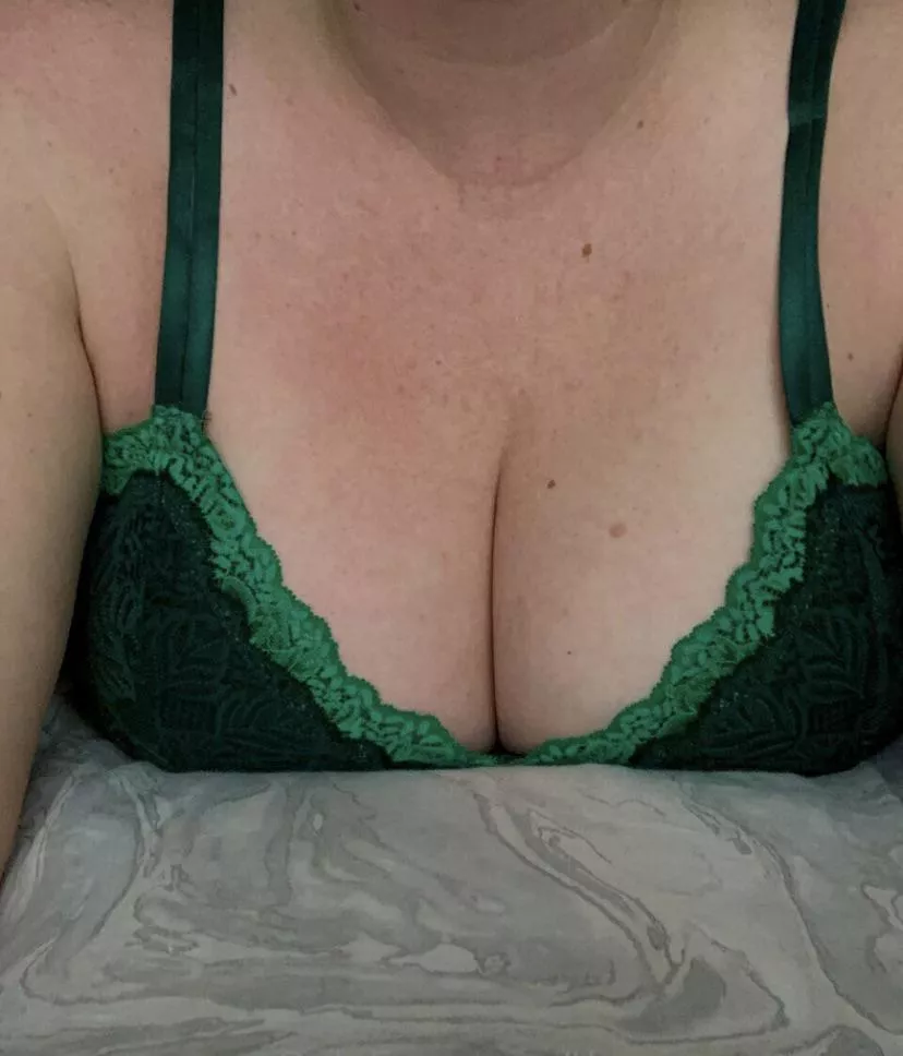 I’d love for you to bury your face in here! posted by MilkyJanessa