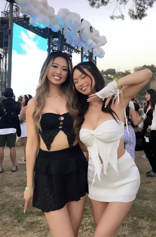 Left or right? by SixTeaNine69