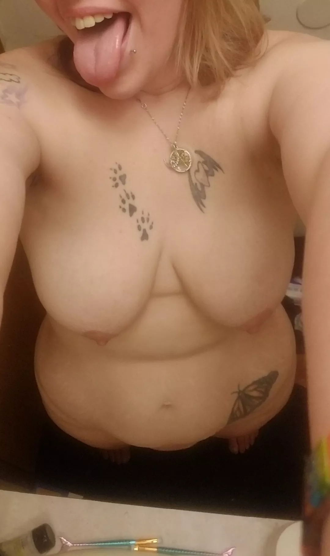 Lost 5 pounds starting to feel better about myself. How do I look? F31 5'5 165 posted by hersexybutt
