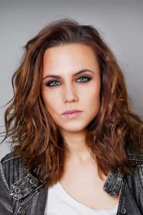 Spanish actress Aura Garrido by cliptemnestra