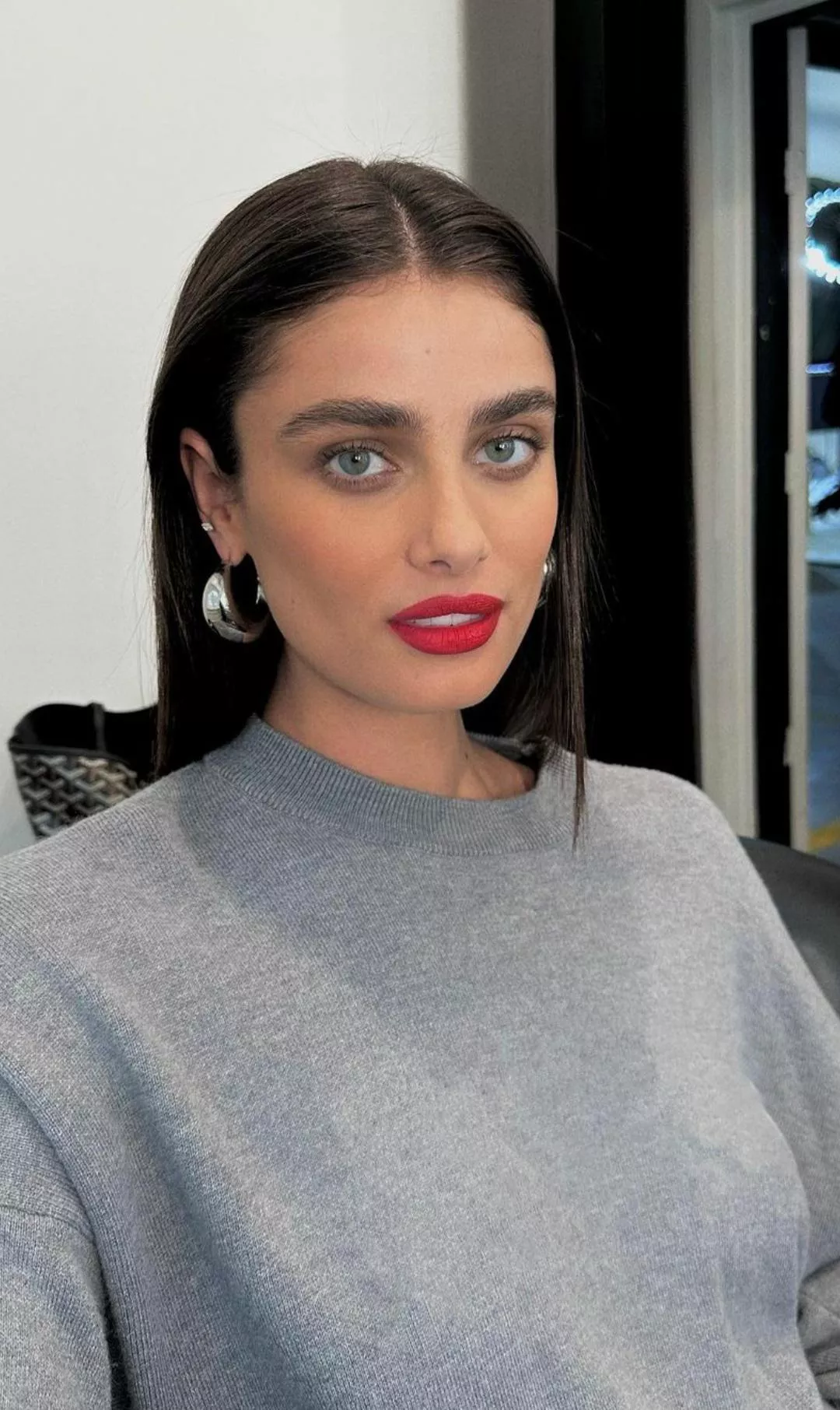 Taylor Hill posted by James007BondUK