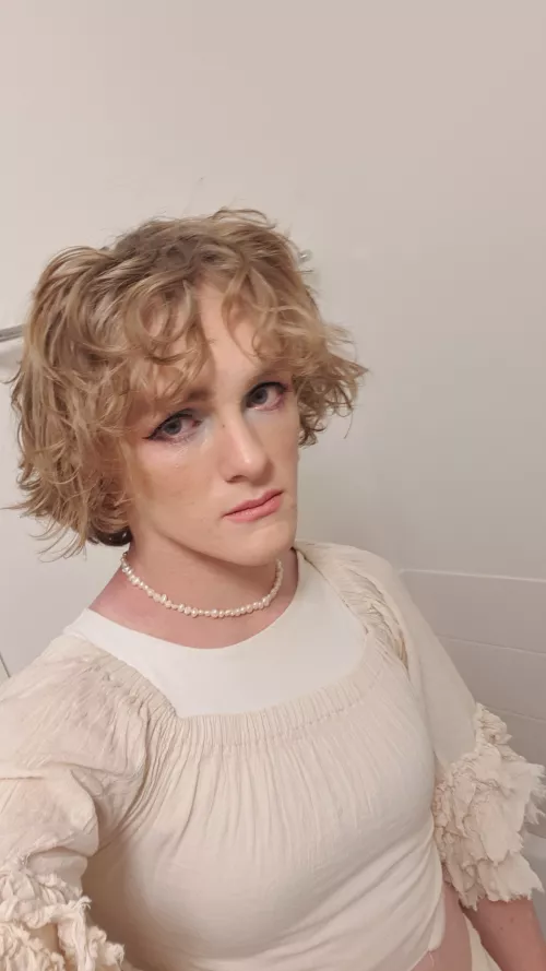 Friend did my makeup. Valid or nah by PollutionStriking893