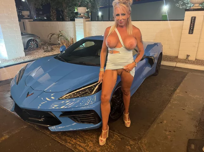 I love to show off my fuck toys! by the-real-bella-lexi