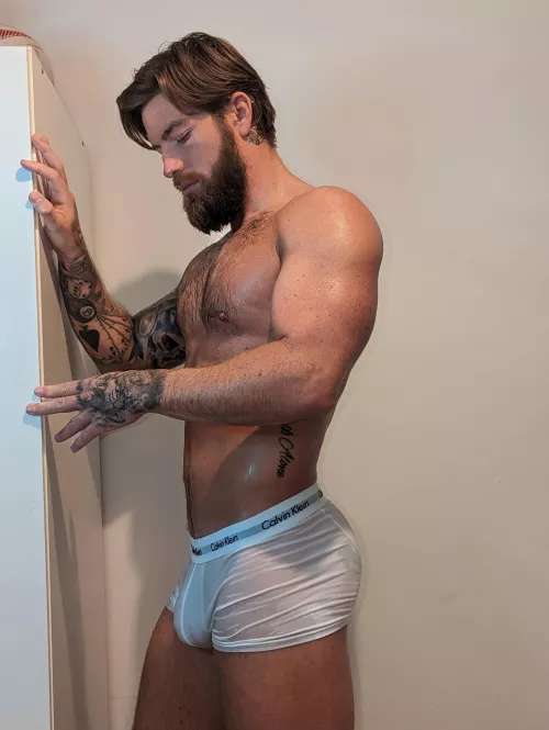 Is it obvious that the aircon is broke in the gym? by sh_flex