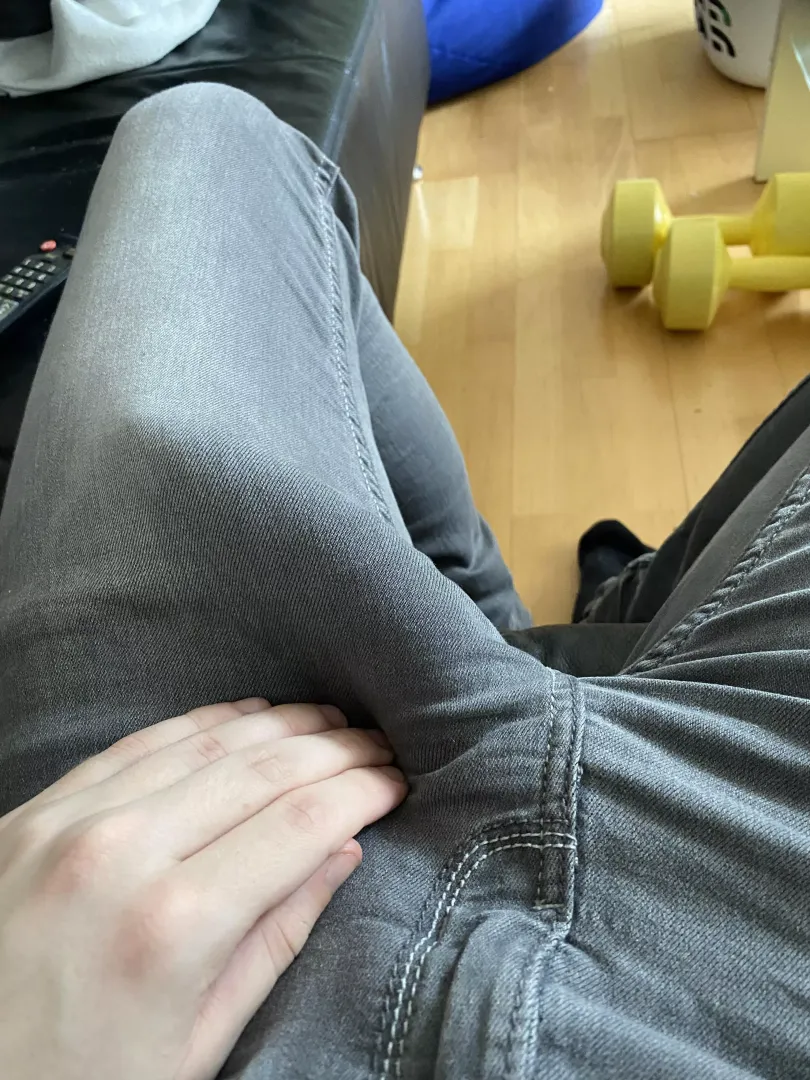 Me in jeans posted by Hefty-Translator8528