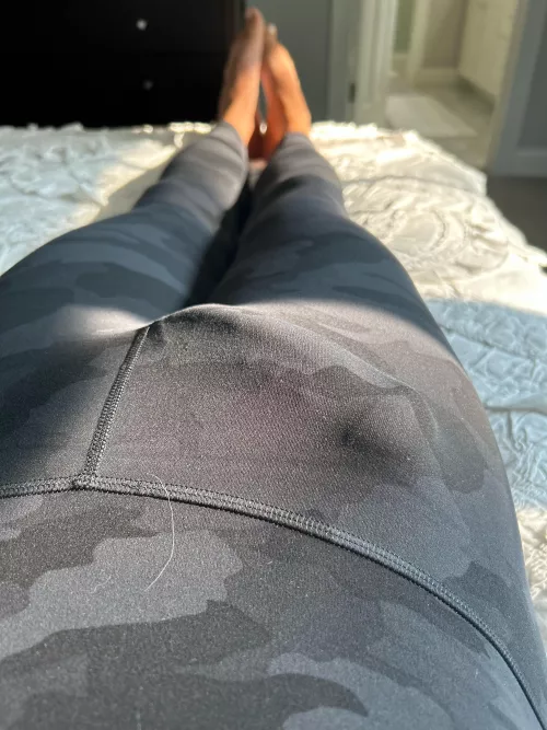 My gym spotter was flustered this morning by hollywuzhere