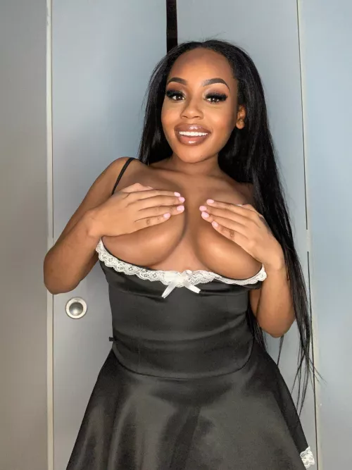 need a sexy maid to clean you up? by UsedMonkey21