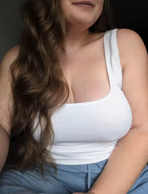 taking it easy today by elleleebelle