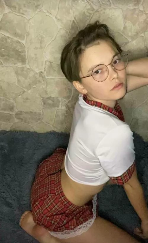 Wanna get tangled in a web of pleasure? by _lowwwol_