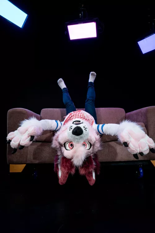 Who wants a hug by shadowfoxboy