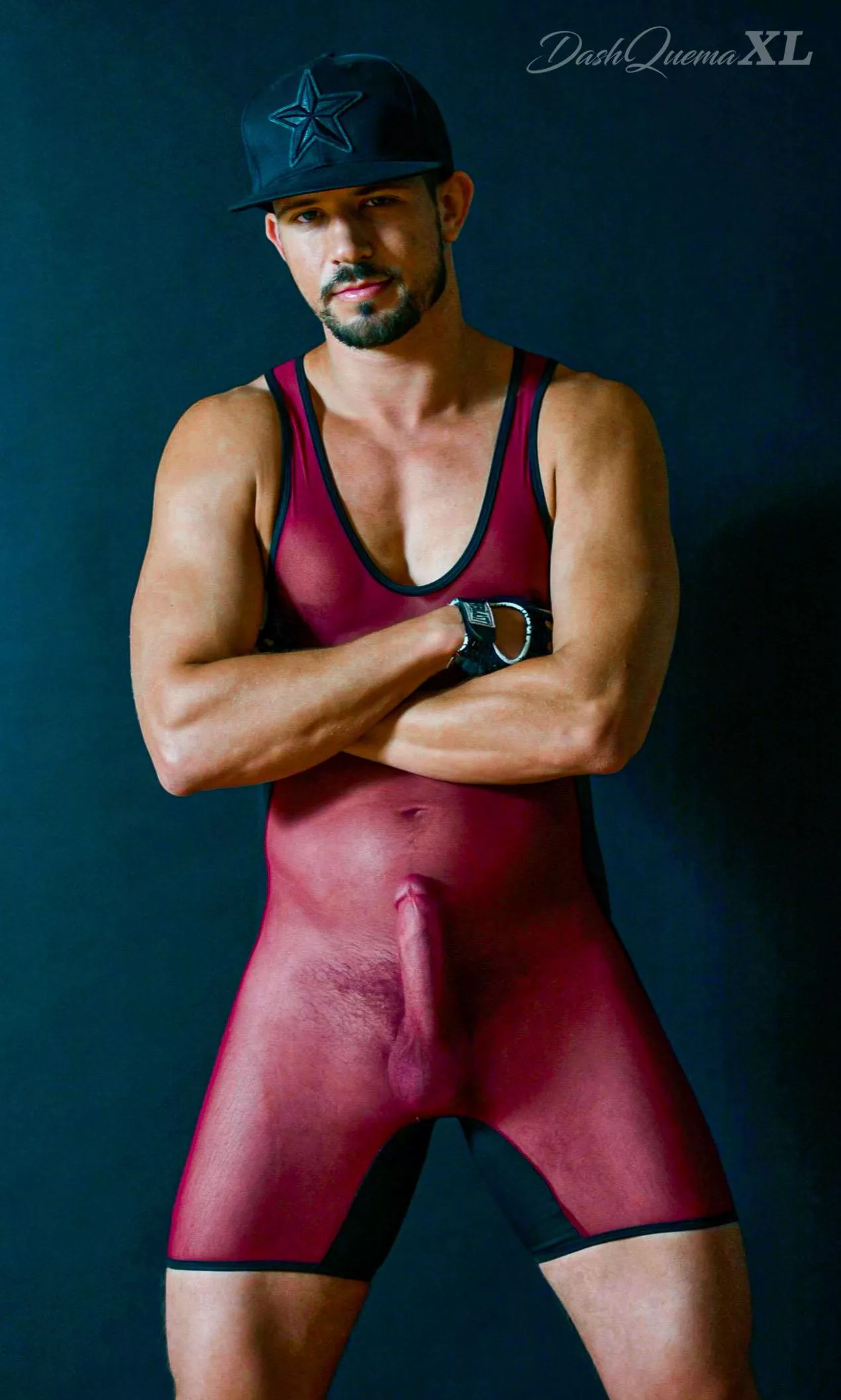 Who wants to wrestle? posted by DashQuemaXL