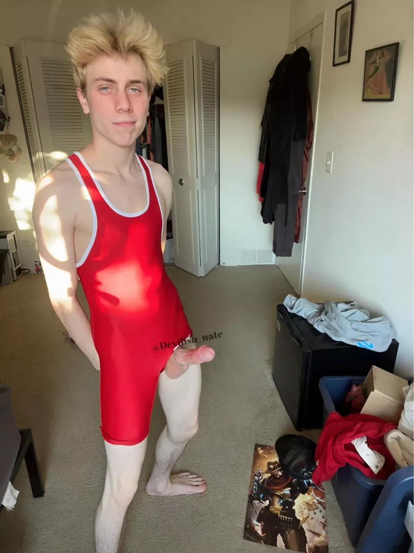Would you wrestle me? ( checkout my bio) posted by devilish_nate