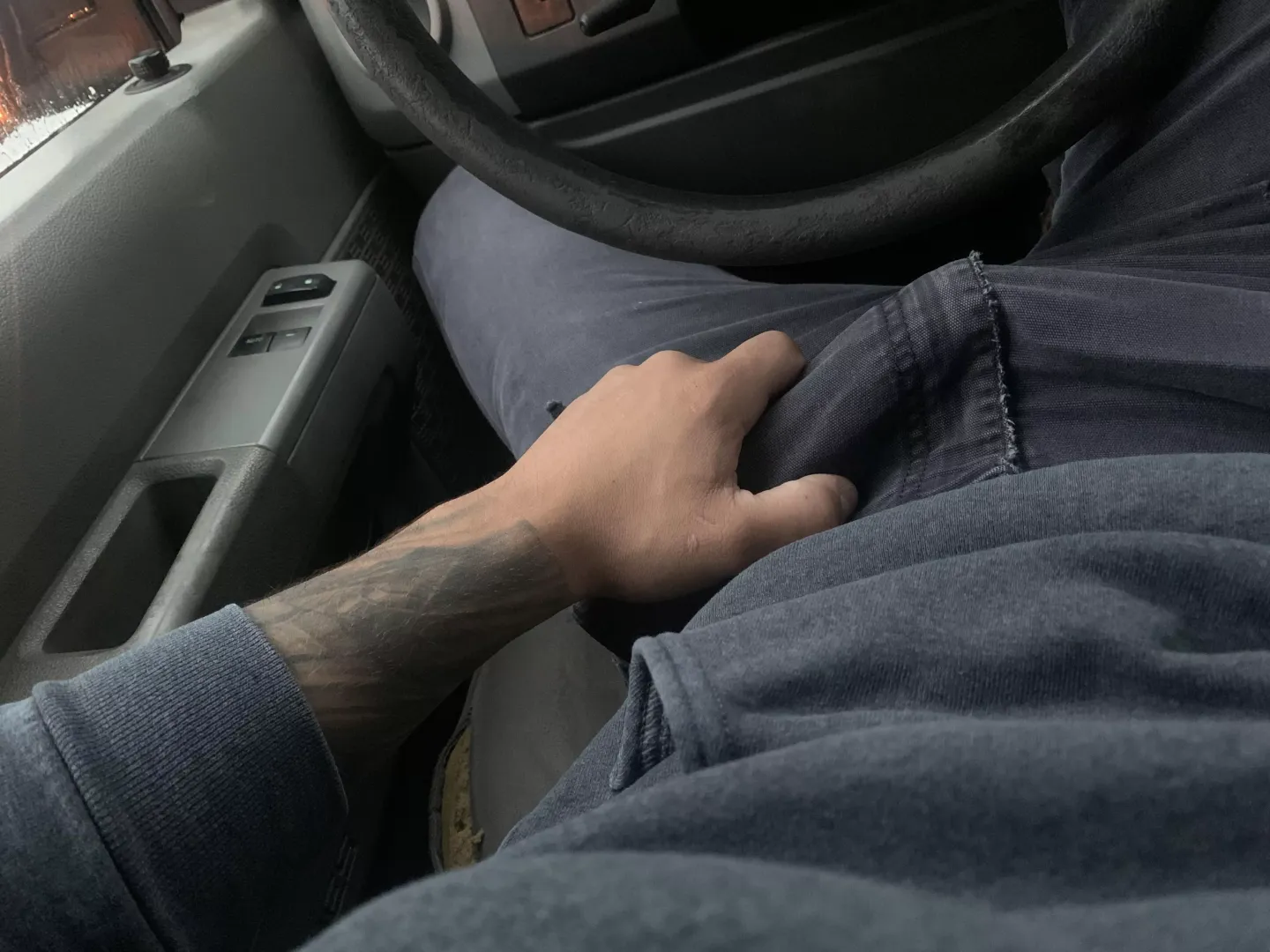 You call your contractor for a quote and he shows up like this. Are you or the wife meeting me at the door on this rainy Monday morning? 🥱⚒️ posted by ElectricV1997