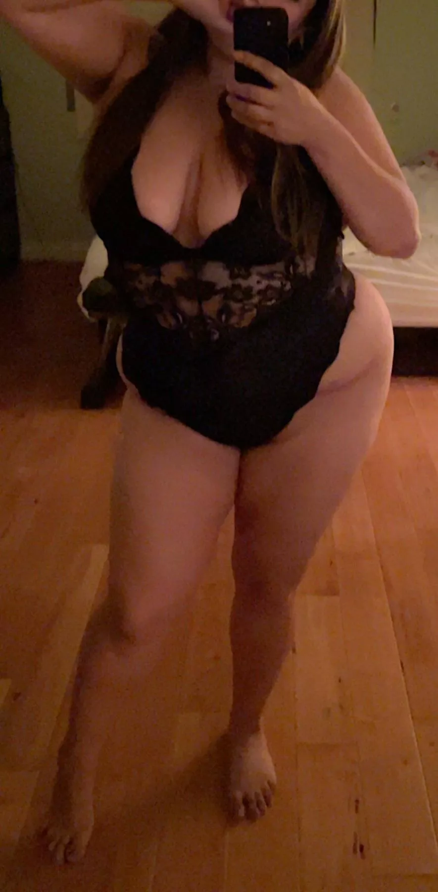 36 insecure mom suppalonelyyy posted by Ok-Tradition-7574