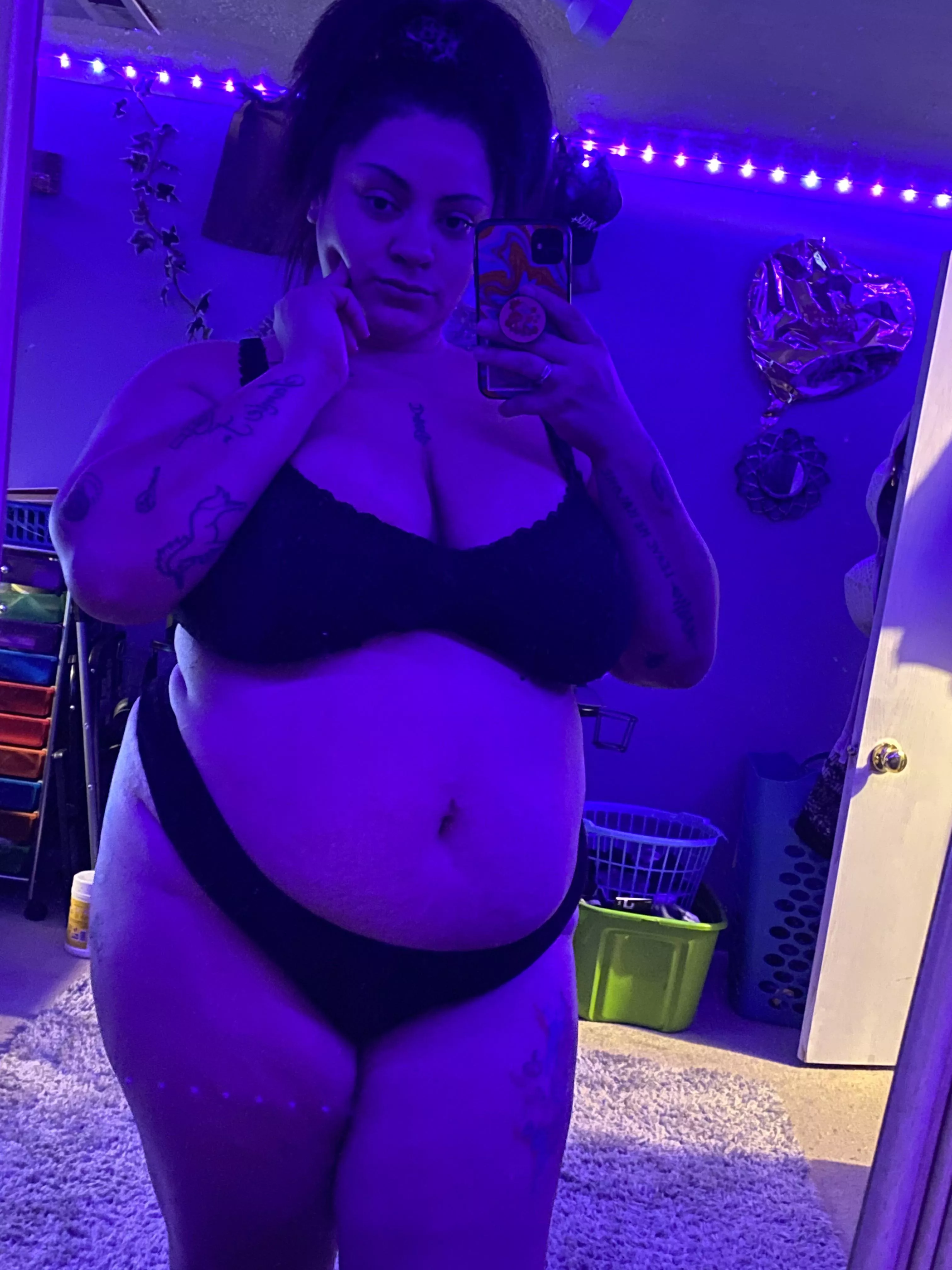 Bloated & sleeeepy 🤍 I need naps & snacks posted by NaughtyMaevexx