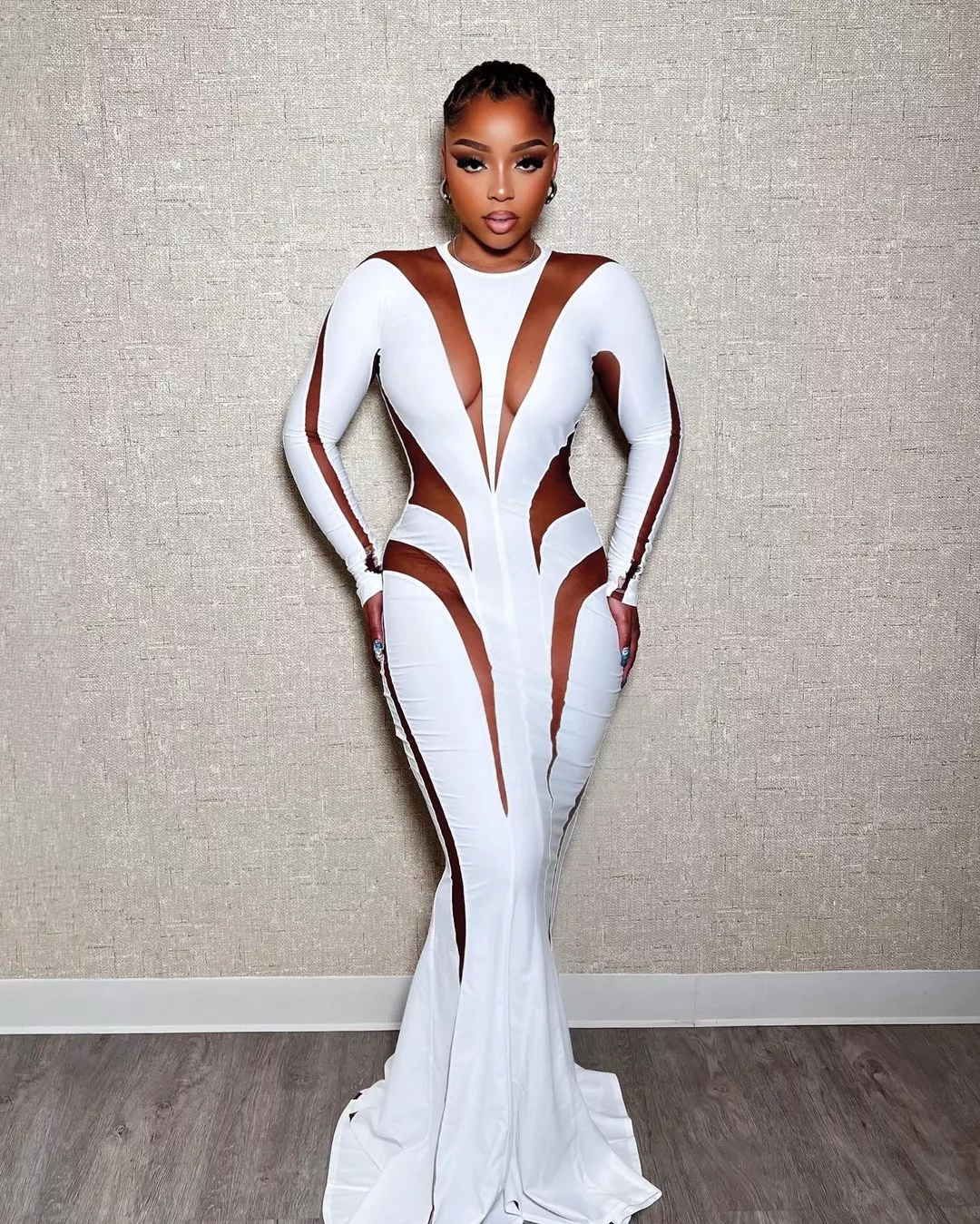 Chloe Bailey posted by Leading-Taro9721