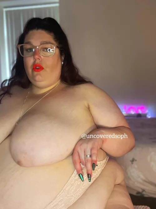 Do you wish you could smell my knickers? 😈 by uncoveredsoph