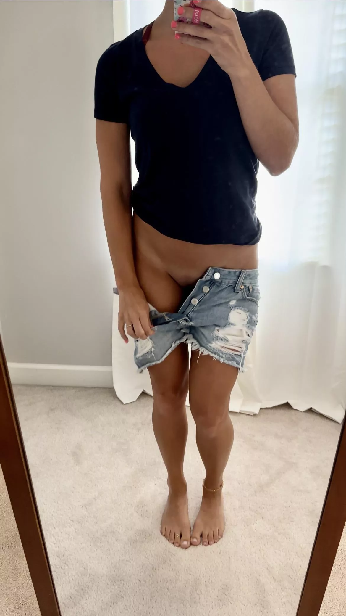 Does this mom still grab your attention? posted by TeasingSandyxoxo