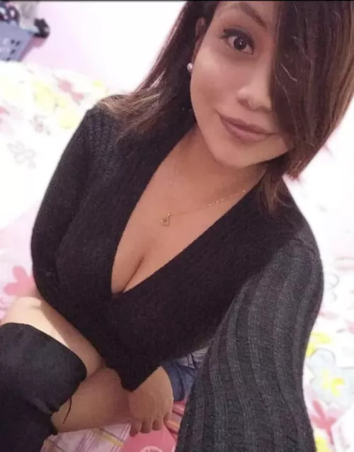 Feeling sexy like a latina dancer by SexyAzucena