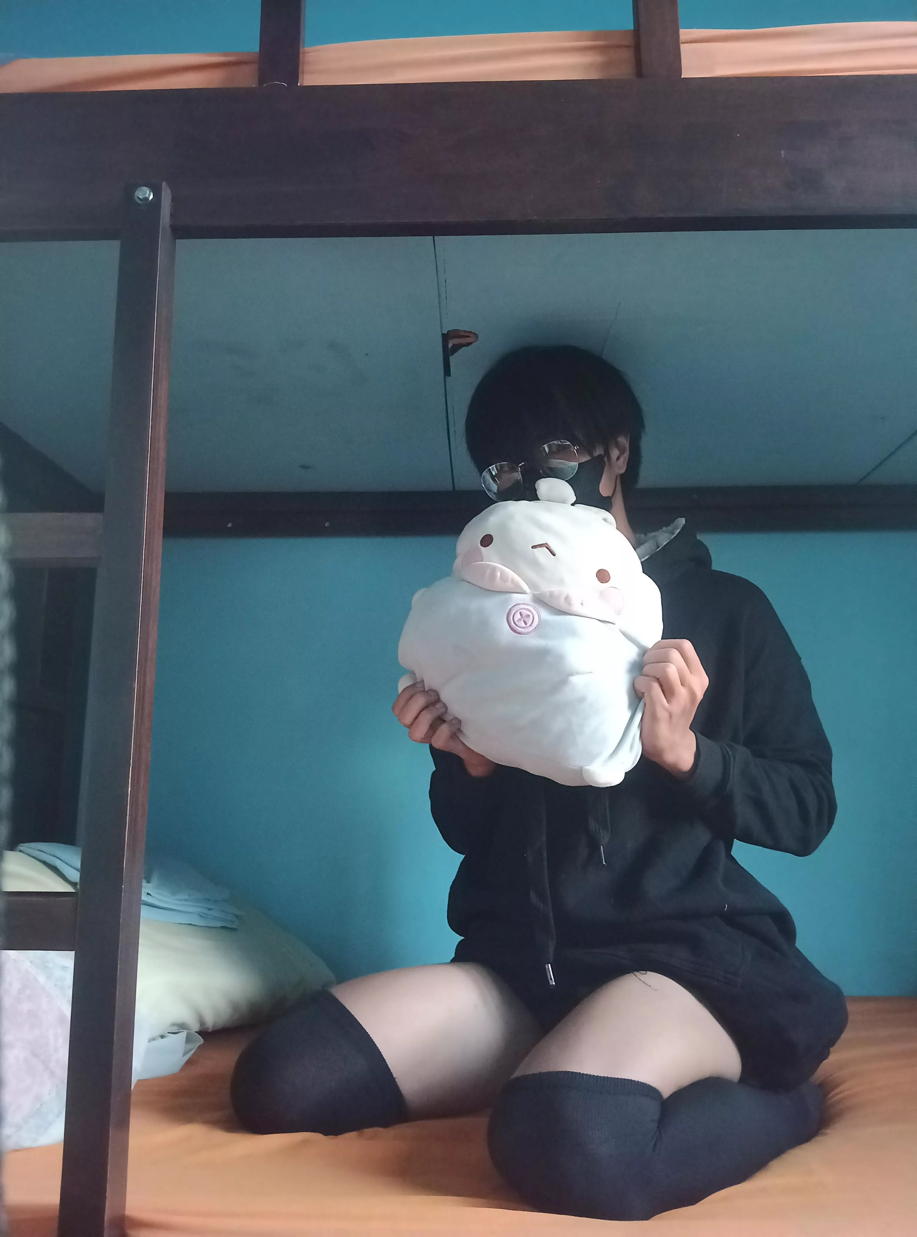 First post here! (Im still kinda new to this ^^) posted by Ok-Yellow3233