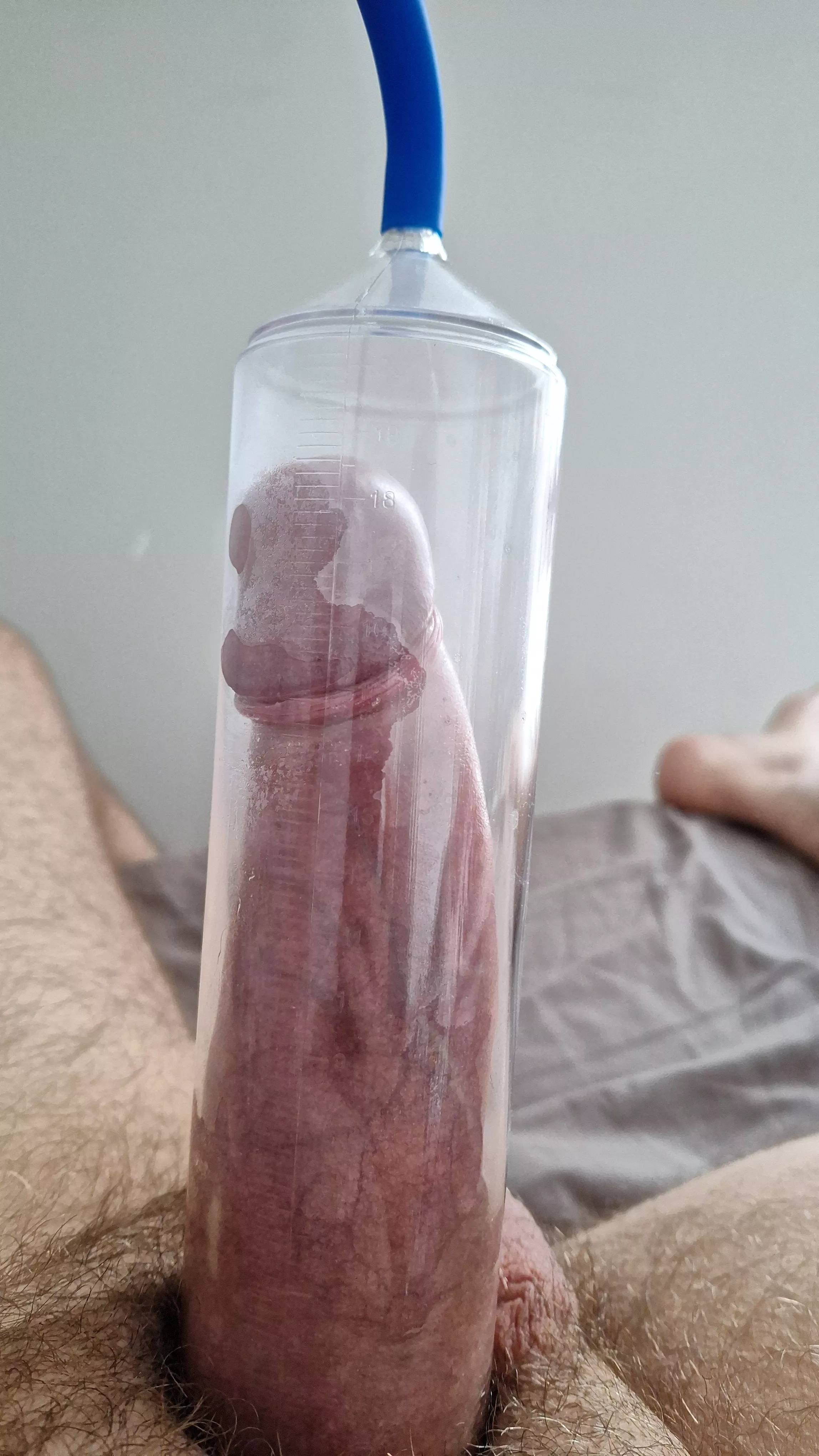 First pump posted by Estebanidad