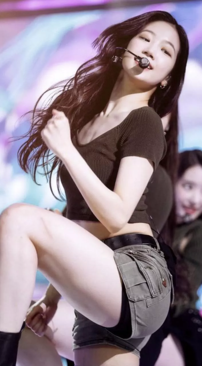 Kazuha 💦❤️‍🔥 posted by FollowingLow9815