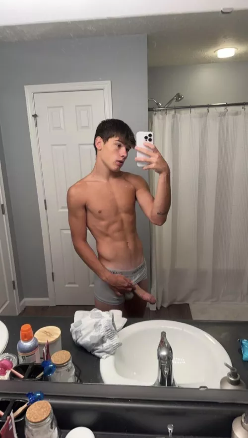 lend me a hand ?😈 by adwopash