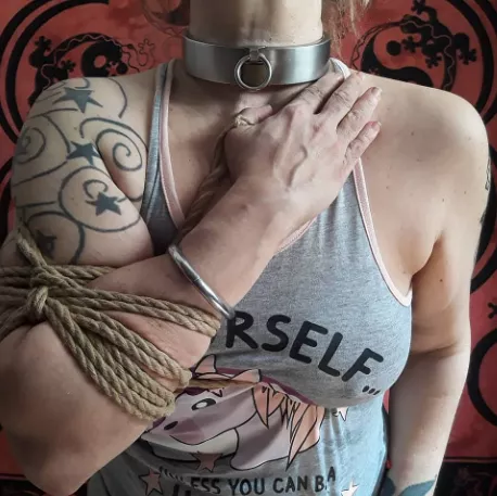 My selftied armbinder posted by MissNekotied