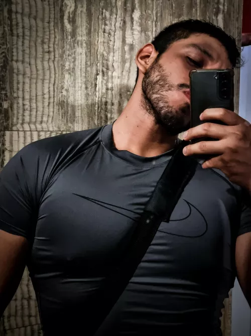 Somebody to talk every night ❤️‍🩹 by Grandotesexy