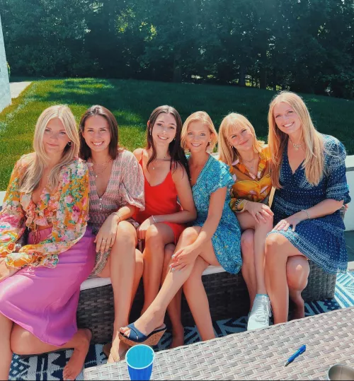 Summer girls by LateHorse625