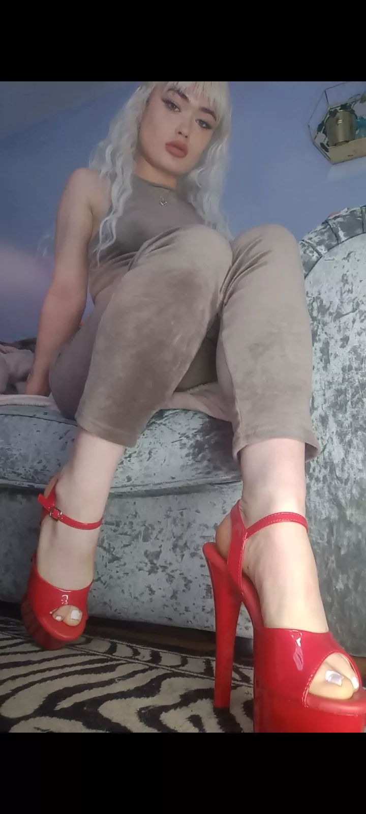 These heels were made for....... Fill the blank 😉 posted by deisaDarling