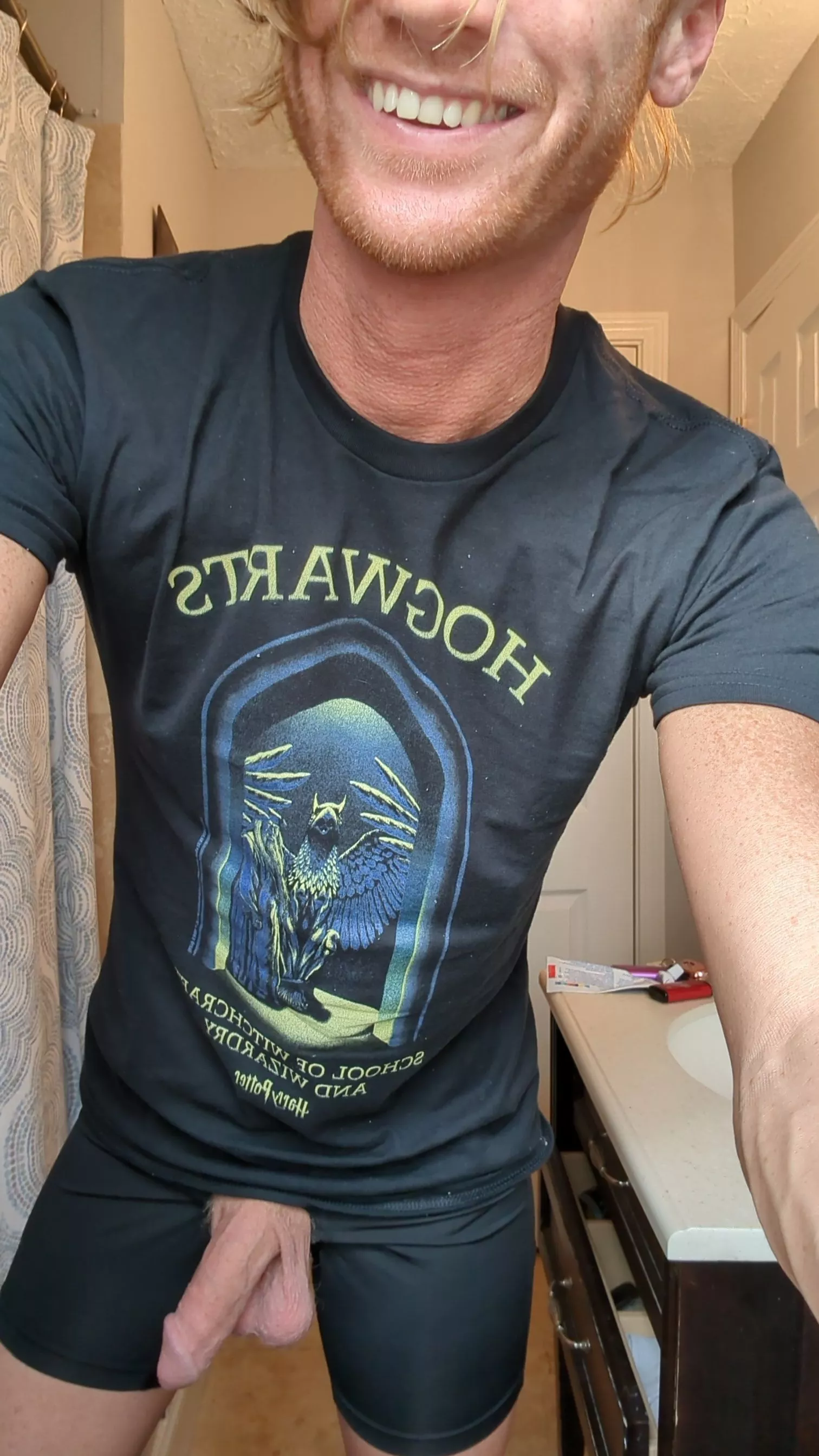 Wanna play with my wand? posted by Hewdu92