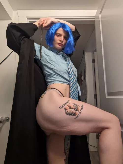 Would you take a risk with my thick thighs? by oliviaoccult