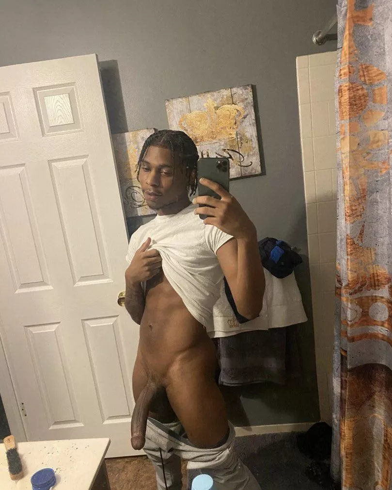 18, latinos & white guys near my age add me i need a jerk bud @goodbyezion posted by hellinnashell