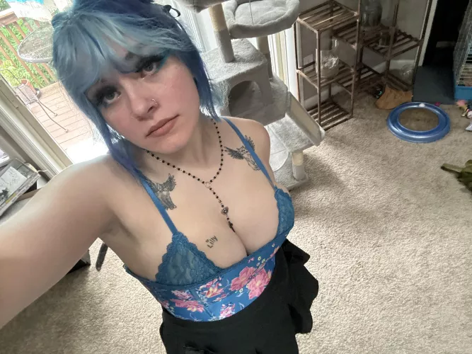 Am I cute enough to fuck? by gazel_hazel