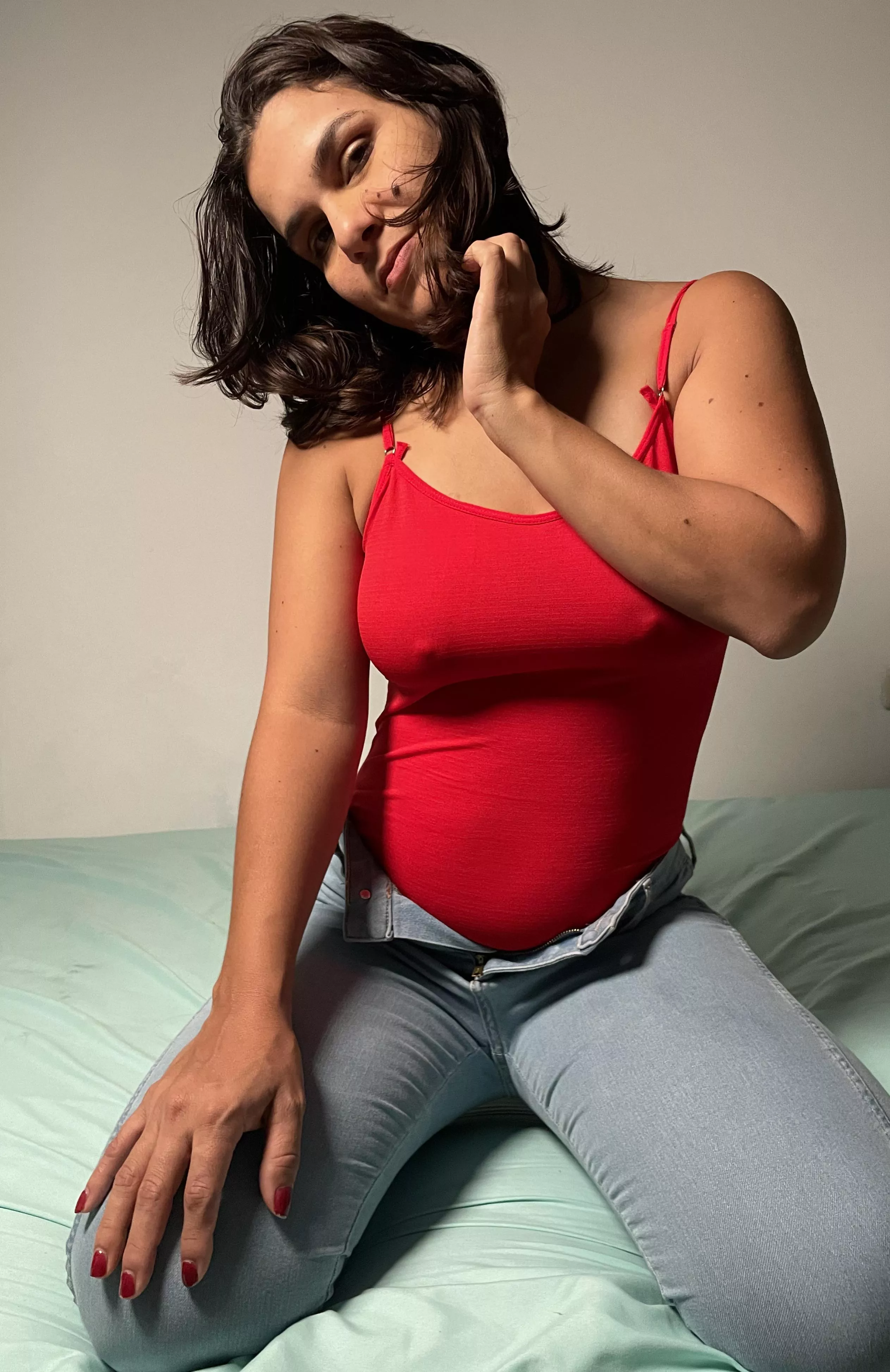 Are you coming to bed with me? 🥵 posted by Jazzlike-Enthusiasm5