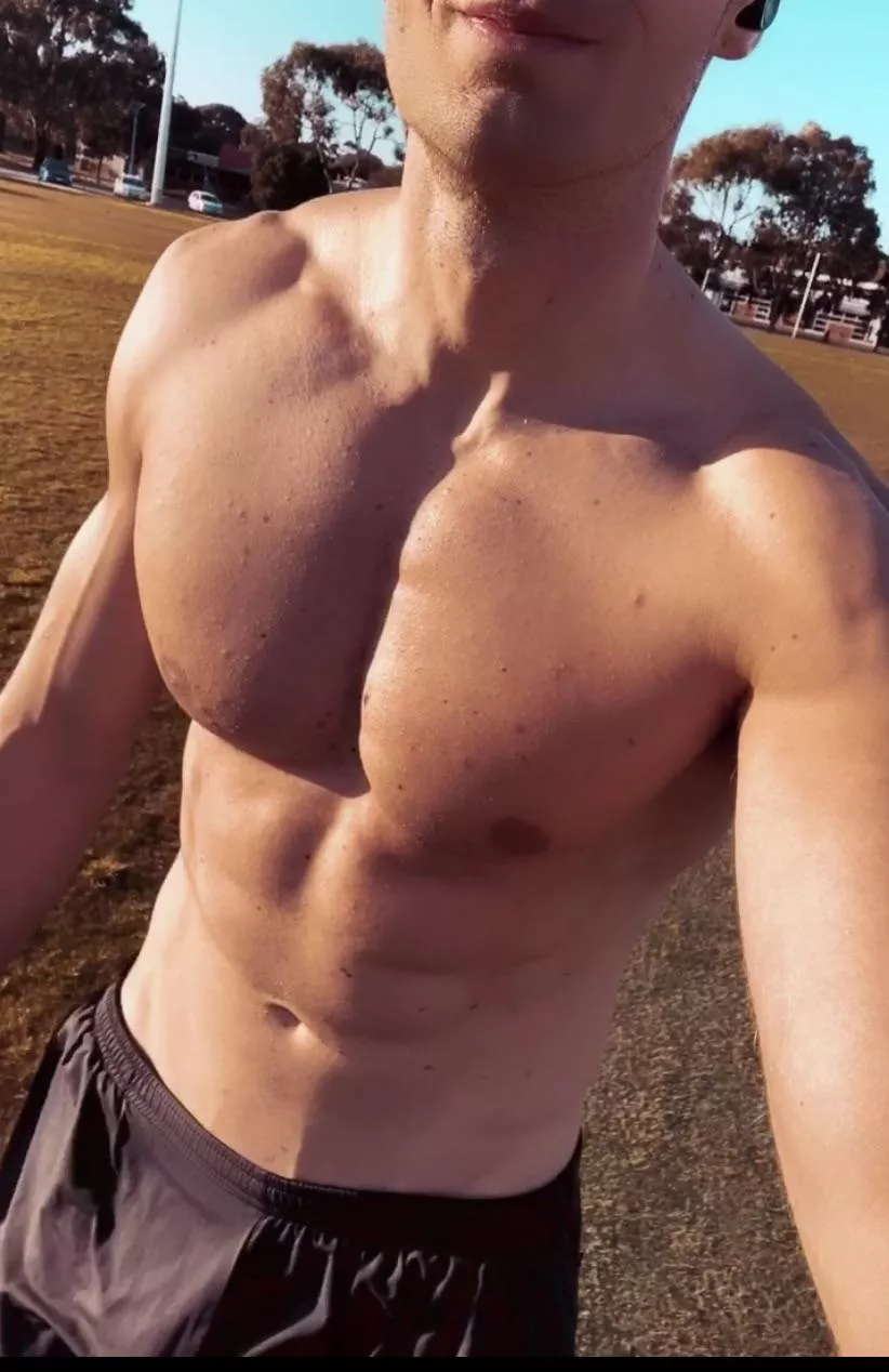 I need a training partner.. anyone keen? posted by meeklySlither93