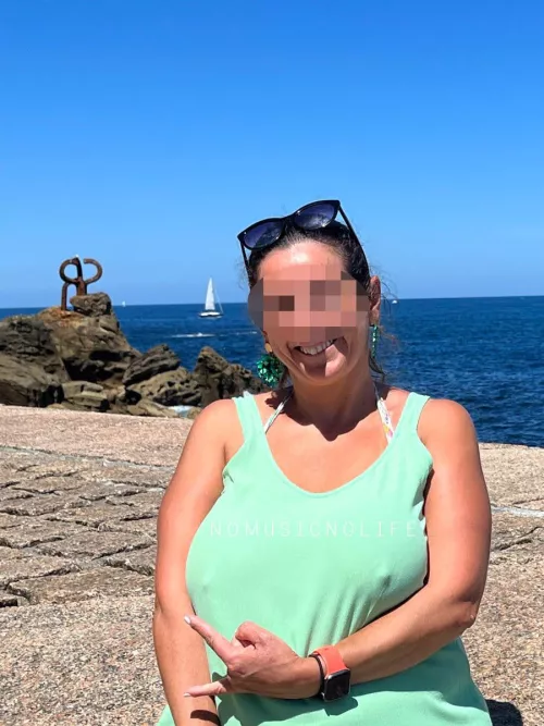 She loves cheating on me by nmnlswingers