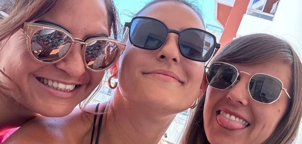 Vacation time. What's your order? by FormerScallion5654