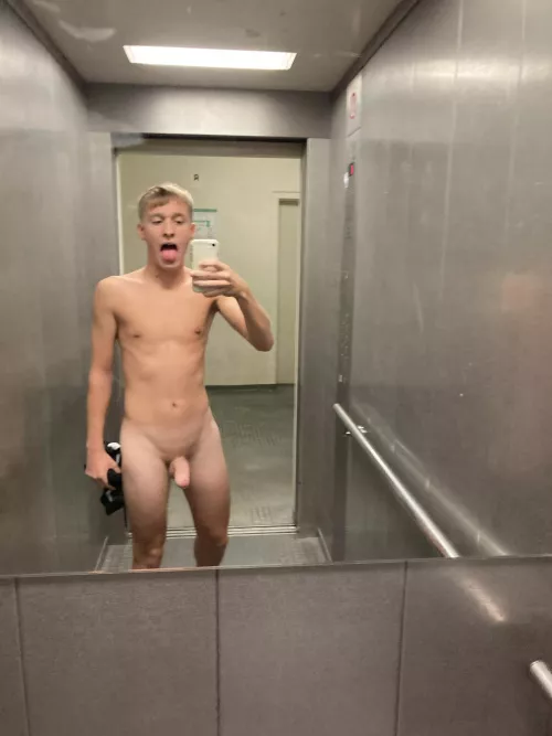 wanna join me babe by 2004hottietwitter