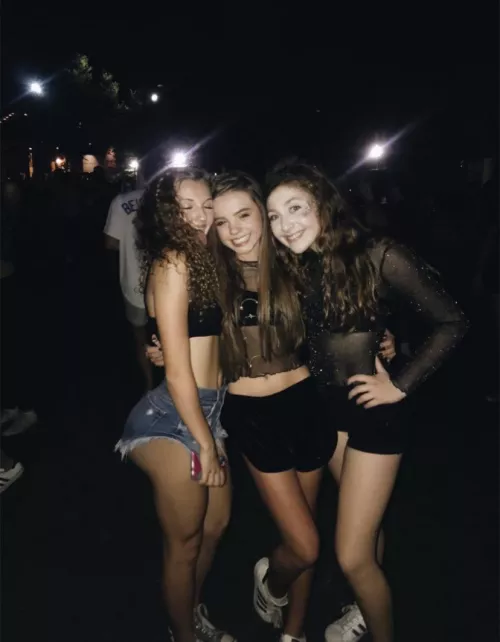 how do we look? by BorgStripper