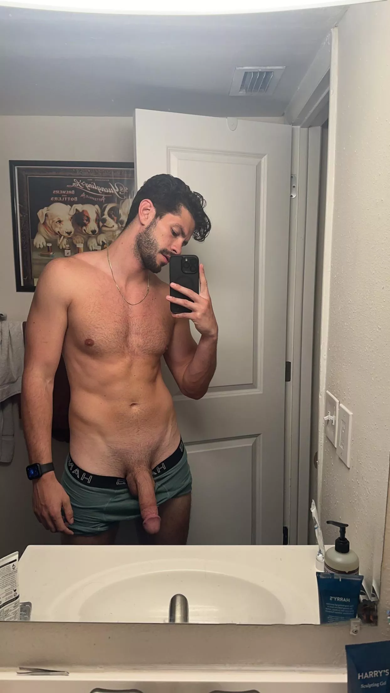 Who’s coming to lay in my bed with me 😉 posted by Electronic-Mix8289