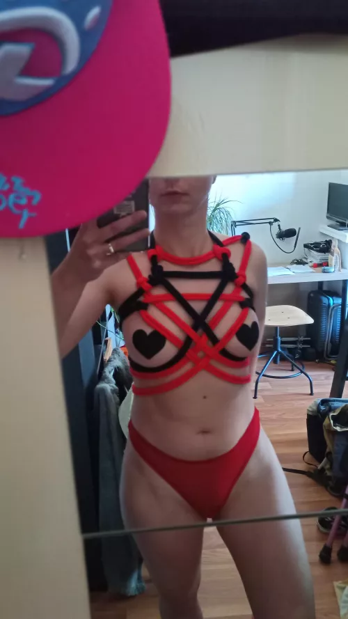 Another day, another self tie. This one was so hard ! by MrsVendetta91