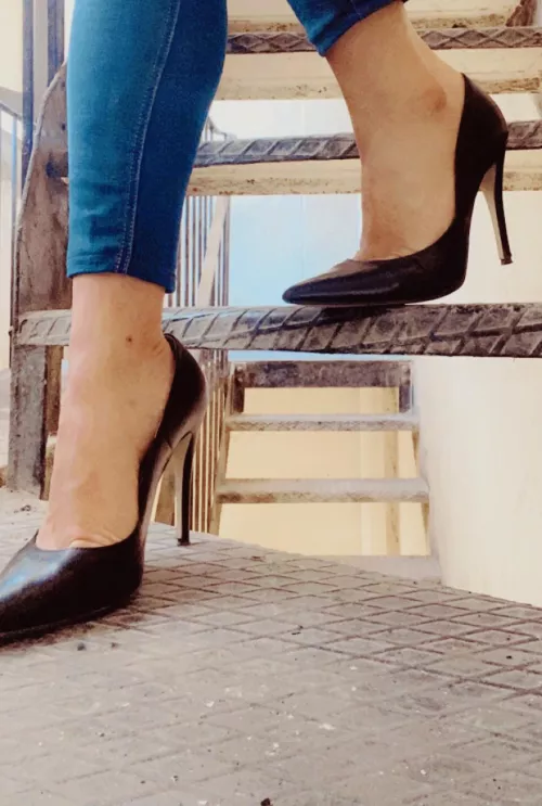 Black is my favorite color by Darkvampy14