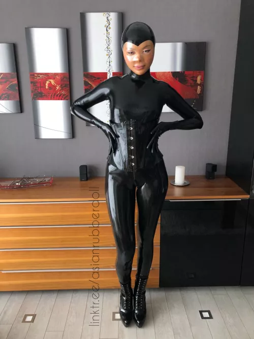 Black Latex 🖤 by latex-desire